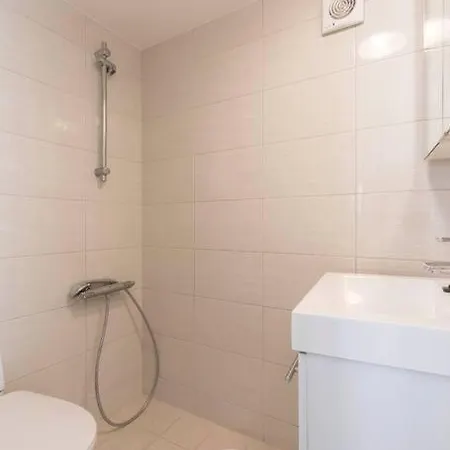 Daire Large, Central Apt Between Bryggen And Floyen-3br