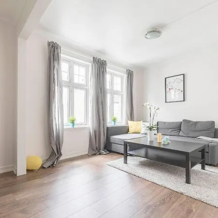 Large, Central Apt Between Bryggen And Floyen-3br *